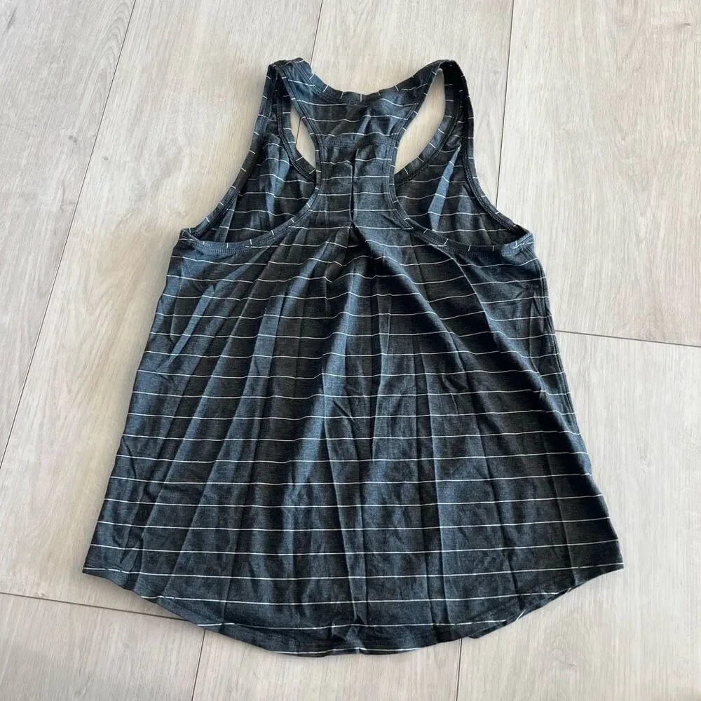 Lululemon women’s top size s